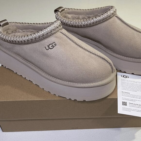 UGG Tazz Mustard Seed Women´s Platform Slippers Beige...